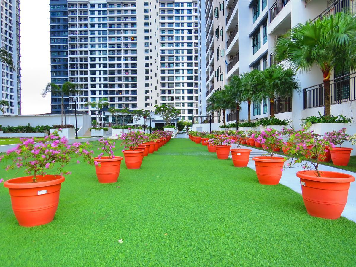 The Garden By J&G Vacation Homes Skudai Exterior foto