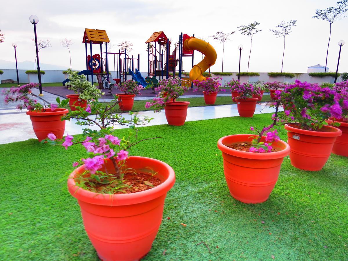 The Garden By J&G Vacation Homes Skudai Exterior foto